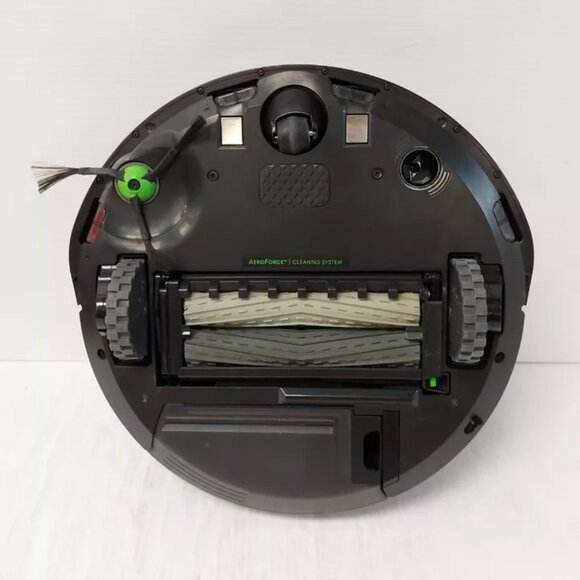 (N86439-1) IRobot Roomba 13150 Robot Vacuum - Picture 7 of 14